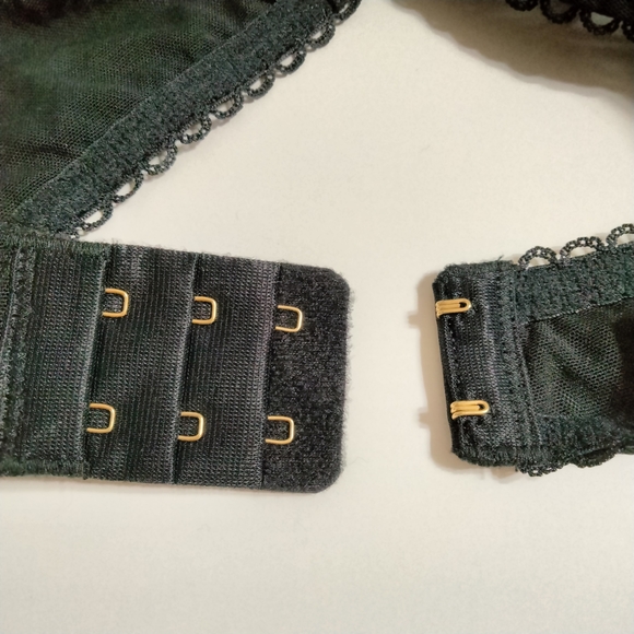 Adore Me Black Lace Bra - Picture 4 of 6